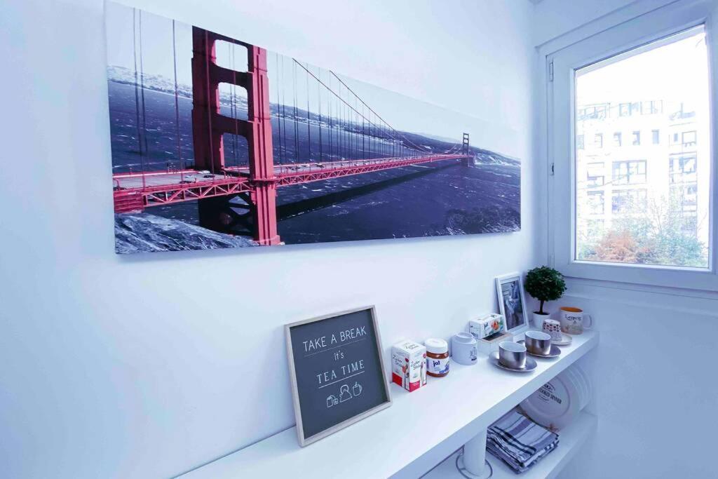 Luxury Cinema 2r Apt + Balcony / 65m² *